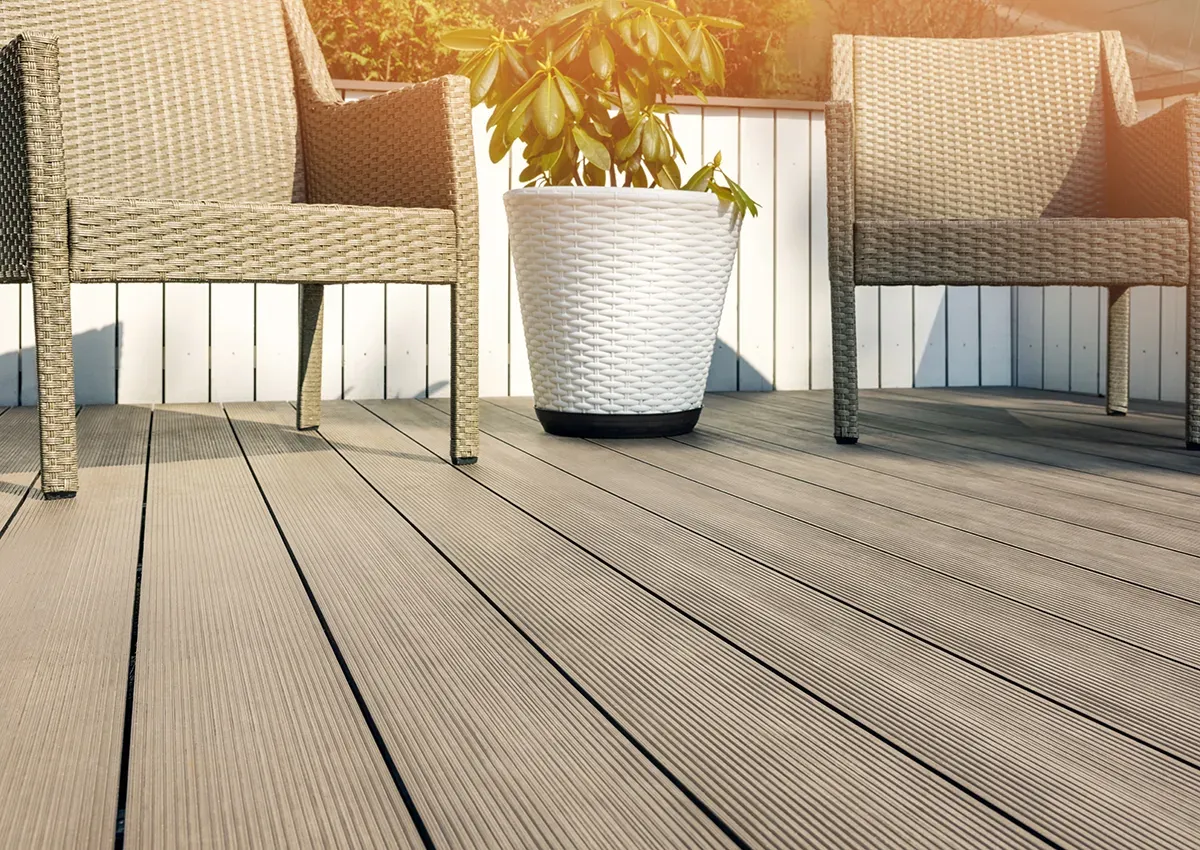 Pavimenti in legno per esterni e wpc decking